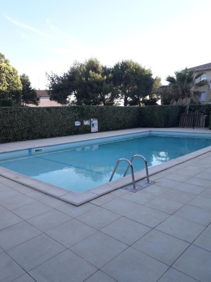 Residence Calme Avec Piscine 贝济耶 外观 照片